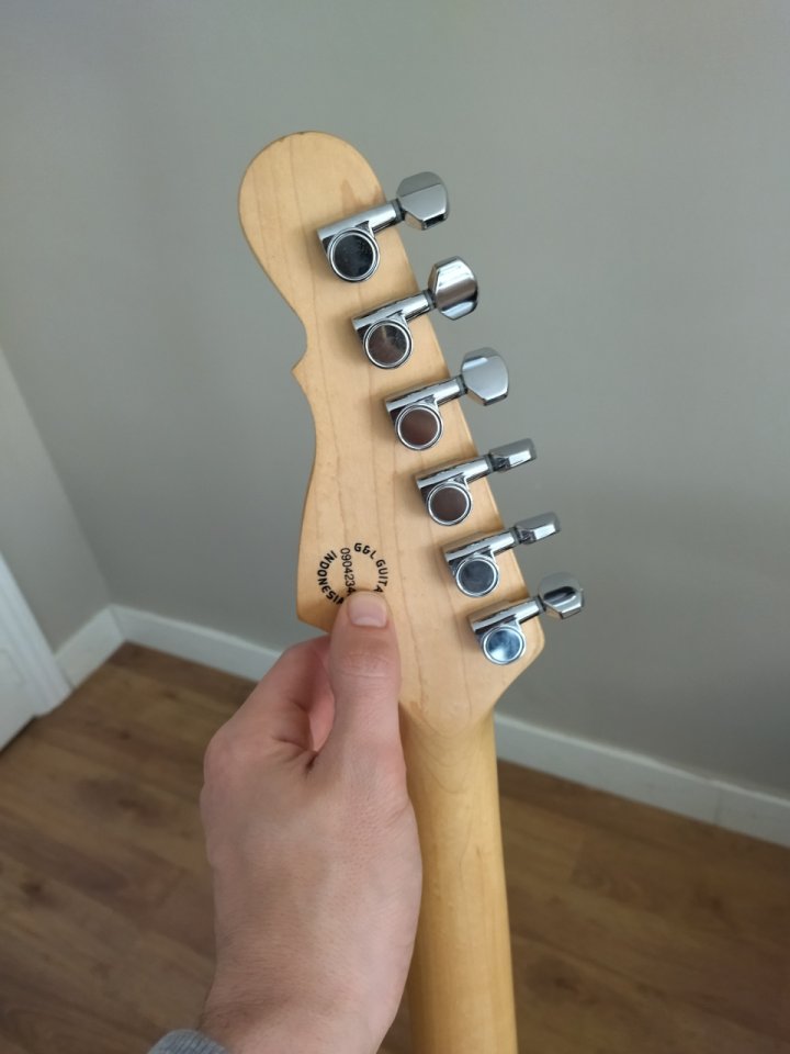 G&L stratocaster s500 tribute series