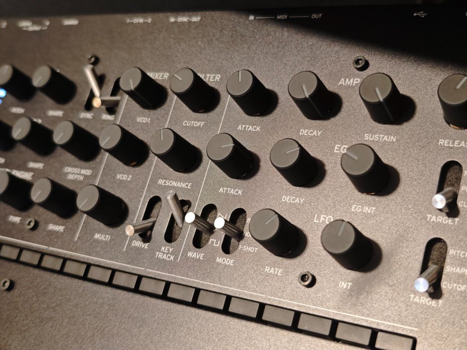 Korg Minilogue XD + extras