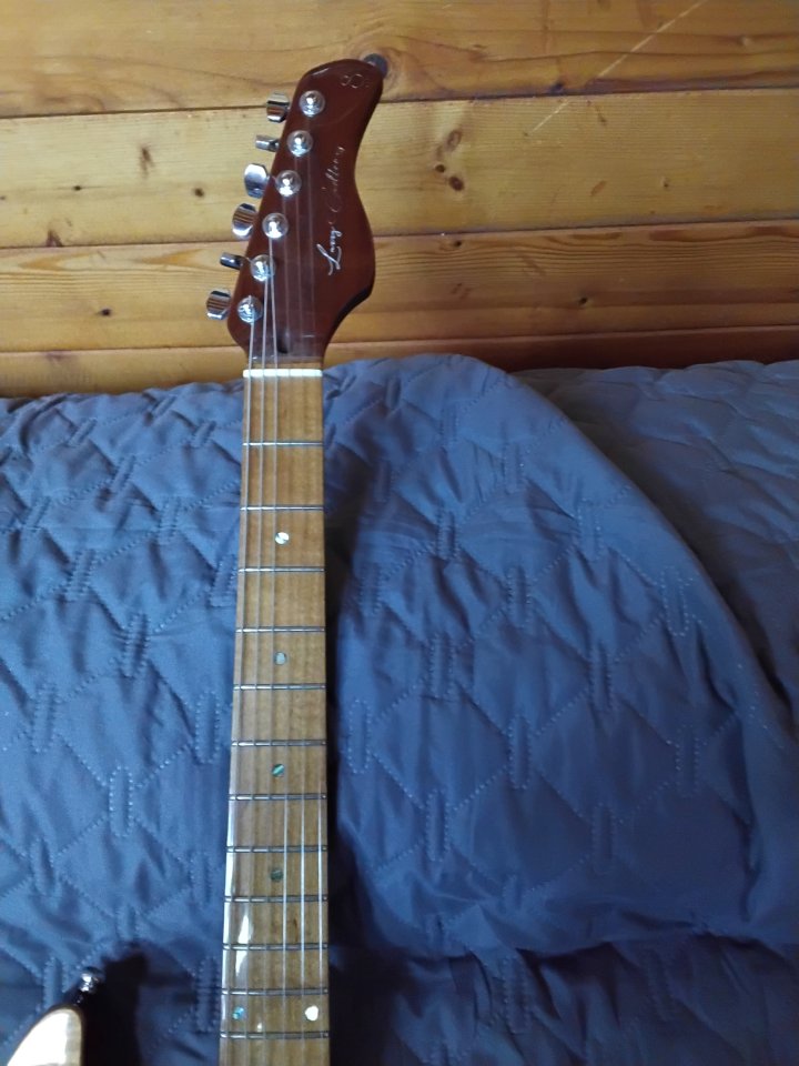 Sire larry carlton s7 de segunda mano · Foto 4 de 10 · Castellón · 460 €