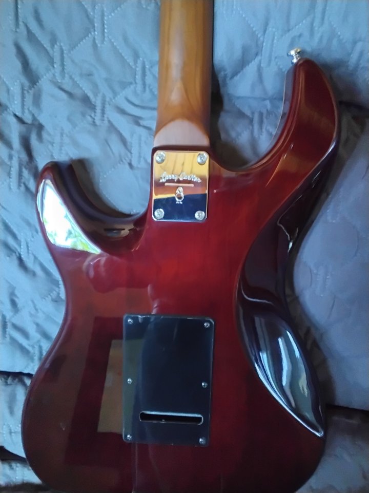 Sire larry carlton s7 de segunda mano · Foto 6 de 10 · Castellón · 460 €