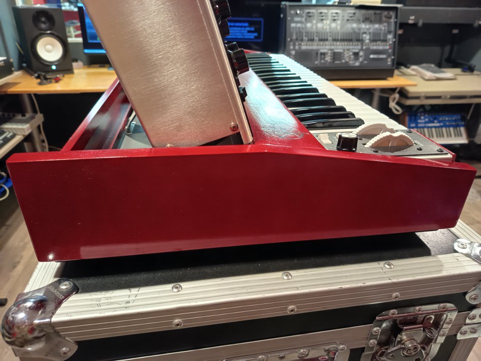 Moog Minimoog Model D Geddy Lee de segunda mano · Foto 9 de 10 · Barcelona · 3800 €