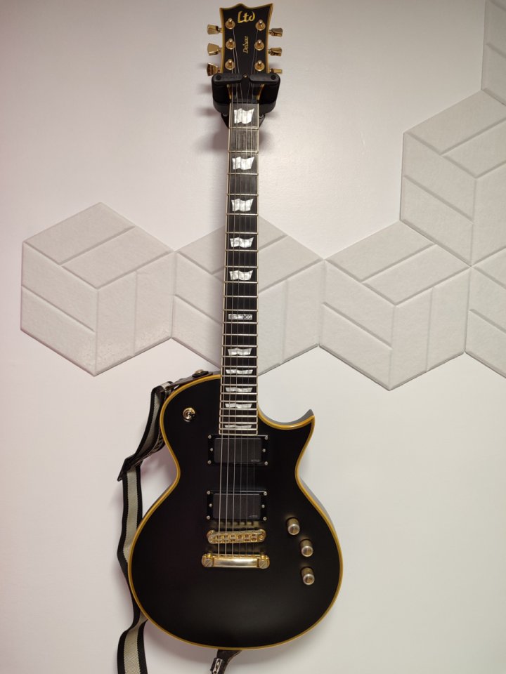 Guitarra eléctrica LTD EC1000 Deluxe Korea.