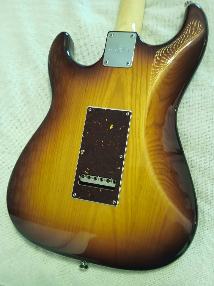 G&L Legacy DELUXE Fullerton USA de segunda mano · Foto 9 de 9 · Bizkaia · 1450 €
