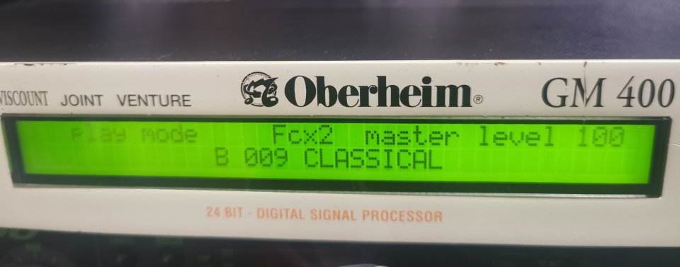 Procesador de efectos Oberheim GM 400 de segunda mano · Foto 1 de 8 · Madrid · 200 €