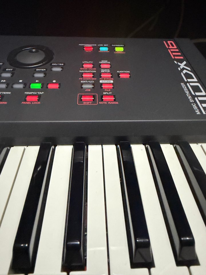 Yamaha ModxM 61 de segunda mano · Foto 6 de 7 · Murcia · 1100 €