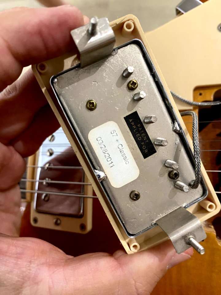 Gibson Les Paul Traditional Plus 2011 ('57 Classics) de segunda mano · Foto 10 de 11 · Barcelona · 2100 €