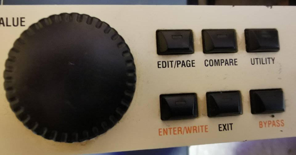 Procesador de efectos Oberheim GM 400 de segunda mano · Foto 6 de 8 · Madrid · 200 €