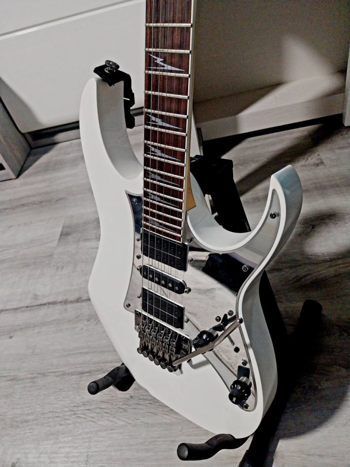 Ibanez RG Prestige 2550Z (DiMarzio EVO) de segunda mano · Foto 4 de 10 · Alicante · 1150 €