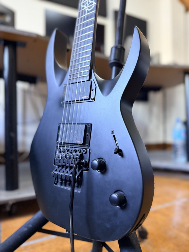 Solar Guitars A1.6FRC G2 EMG X de segunda mano · Foto 2 de 10 · Murcia · 895 €