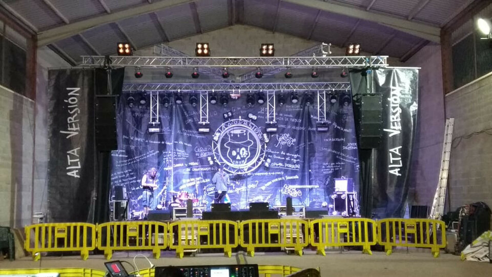 Alquiler de equipos de sonido e iluminacion profesional para toda España