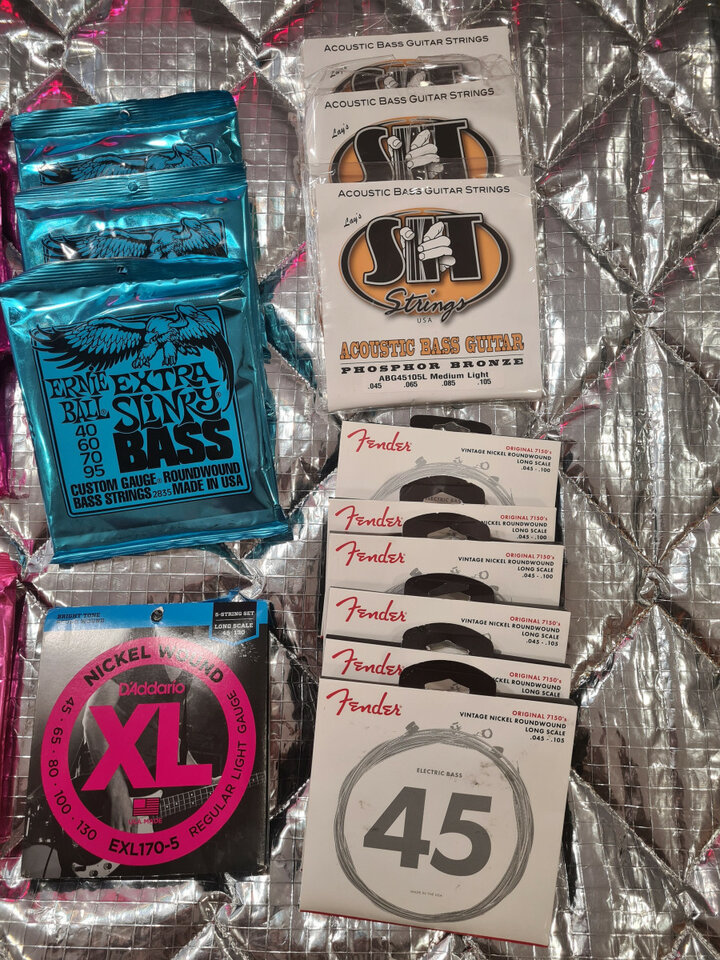 lote cuerdas de bajo,  Fender,  Ernie, SIT, Dadario
