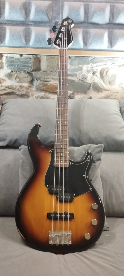 Bajo Yamaha BB434 Tobacco Brown
