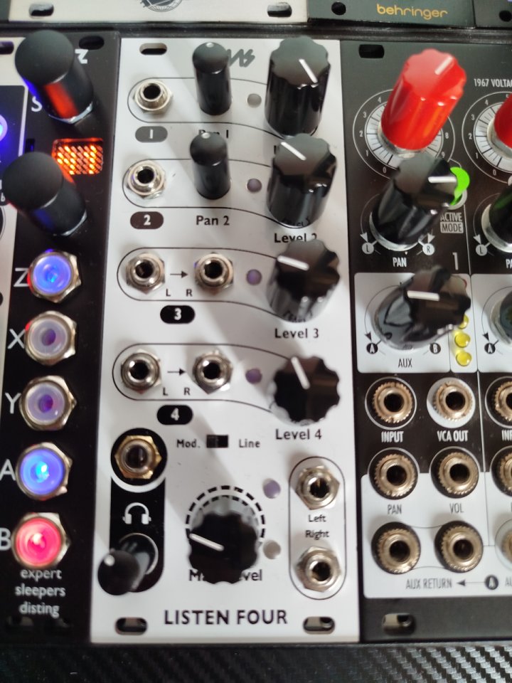 Módulos eurorack en venta de segunda mano · Foto 4 de 7 · Madrid · 445 €
