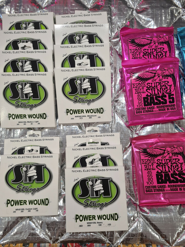 lote cuerdas de bajo,  Fender,  Ernie, SIT, Dadario