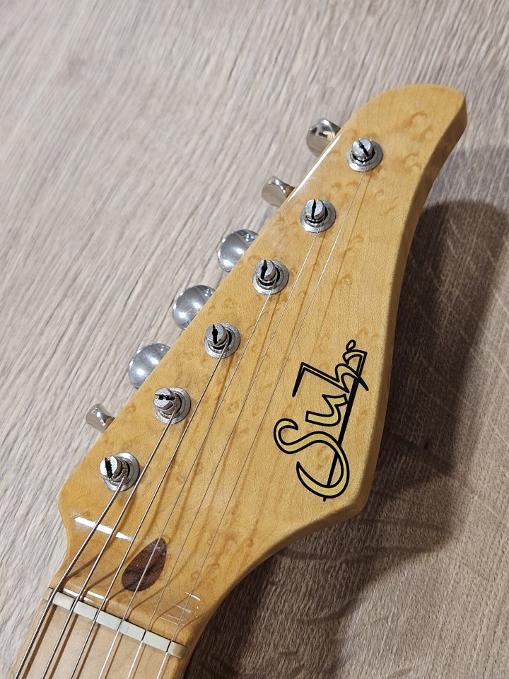 Suhr Classic S + Vegatrem VT1 Ultra de segunda mano · Foto 2 de 10 · Barcelona · 2750 €