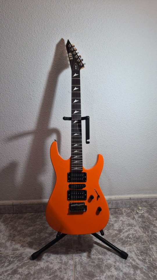 ESP LTD MT-130 Orange de segunda mano · Foto 1 de 10 · Guadalajara · 250 €