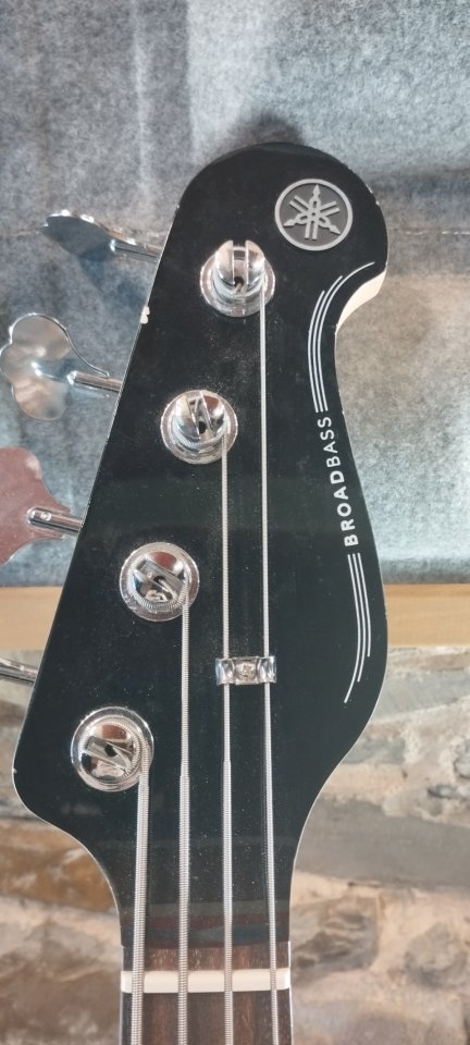 Bajo Yamaha BB434 Tobacco Brown