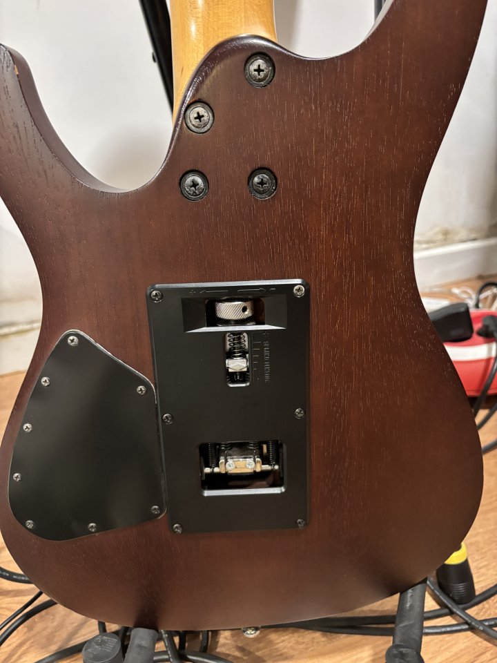 Guitarra Ibanez S670FM de segunda mano · Foto 4 de 6 · Barcelona · 490 €