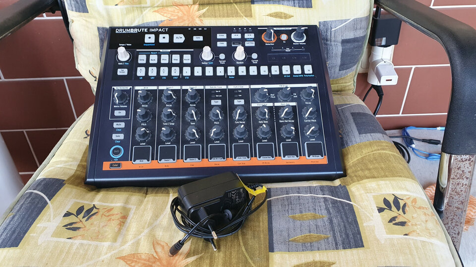 Arturía Drumbrute Impact IMPOLUTO!