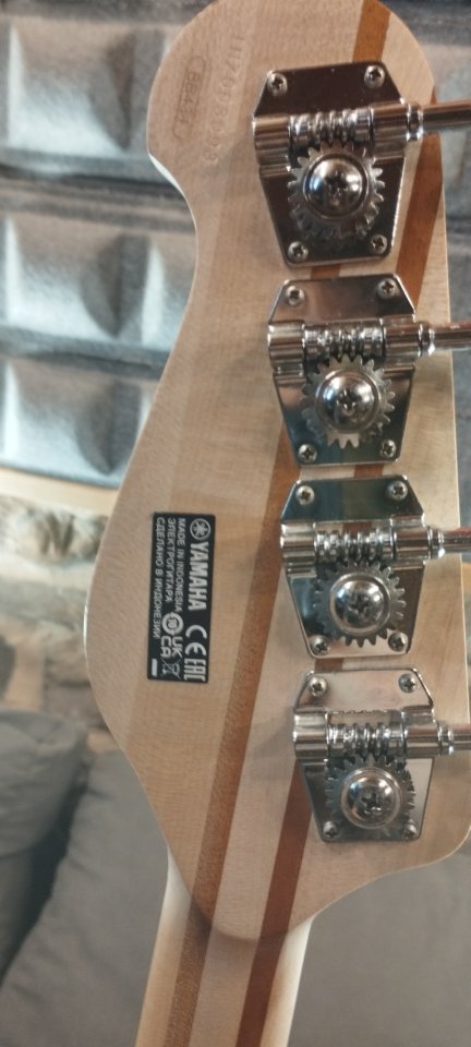 Bajo Yamaha BB434 Tobacco Brown