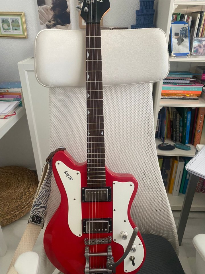 Ibanez Jetking 4 de segunda mano · Foto 1 de 3 · Granada · 370 €