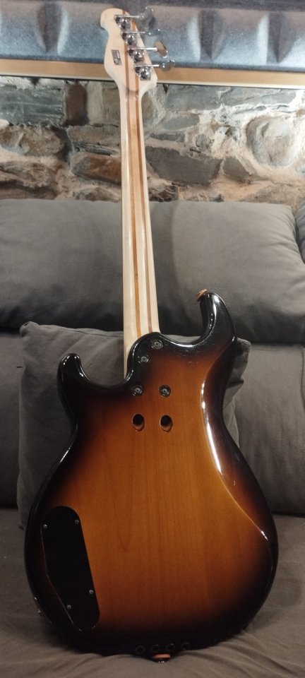 Bajo Yamaha BB434 Tobacco Brown