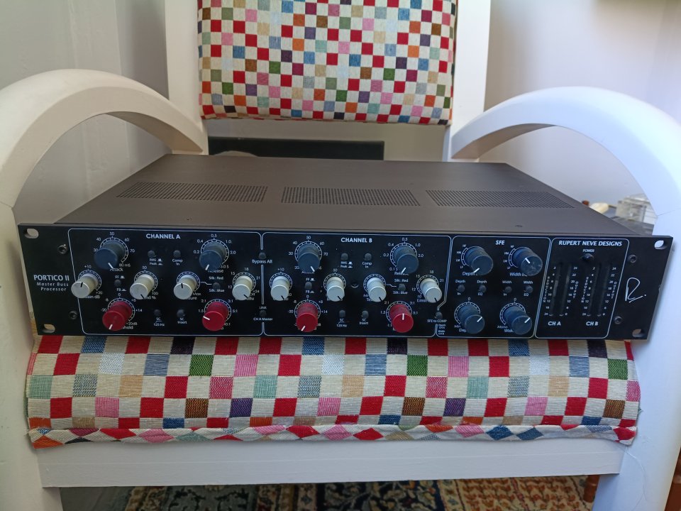 Rupert Neve Designs Portico II Master Buss Processor (IVA incluido) de segunda mano · Pontevedra · 2999 €