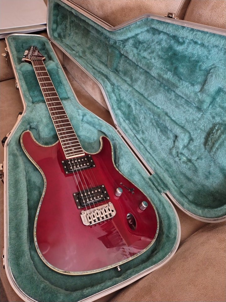 Ibanez Sa32 2004 Korea + Case Rigido de segunda mano · Foto 7 de 8 · Granada · 380 €