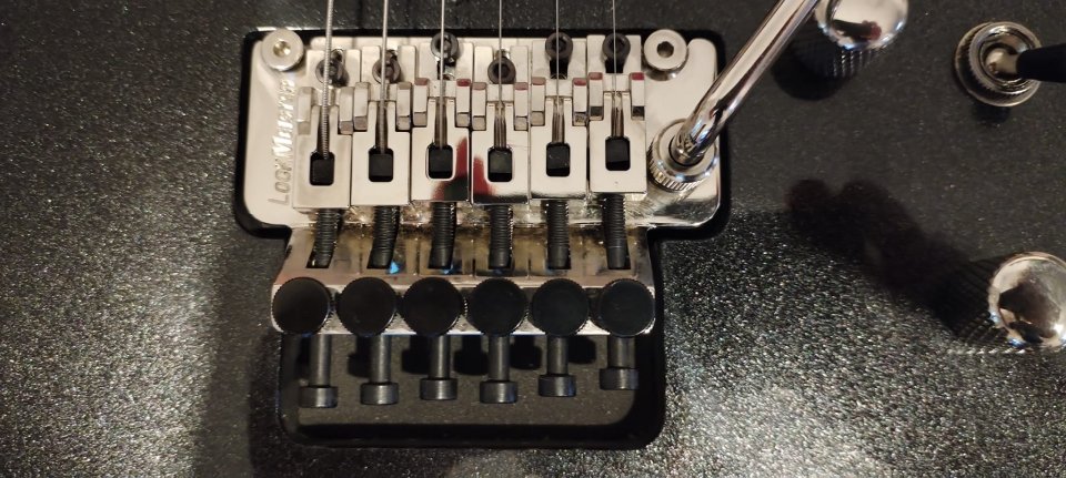 Jackson Soloist Pro SL2 Metallic Black + Schaller Lockmeister