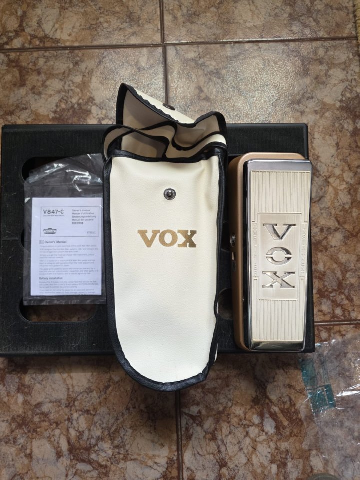 Pedal Wah Vox V847-C japan (envío incluido) de segunda mano · Foto 1 de 7 · Cantabria · 200 €
