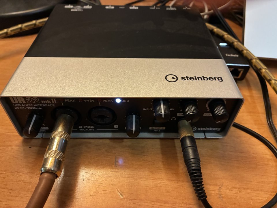 Interfaz de audio Steinberg UR22mkII de segunda mano · Foto 1 de 3 · Barcelona · 70 €