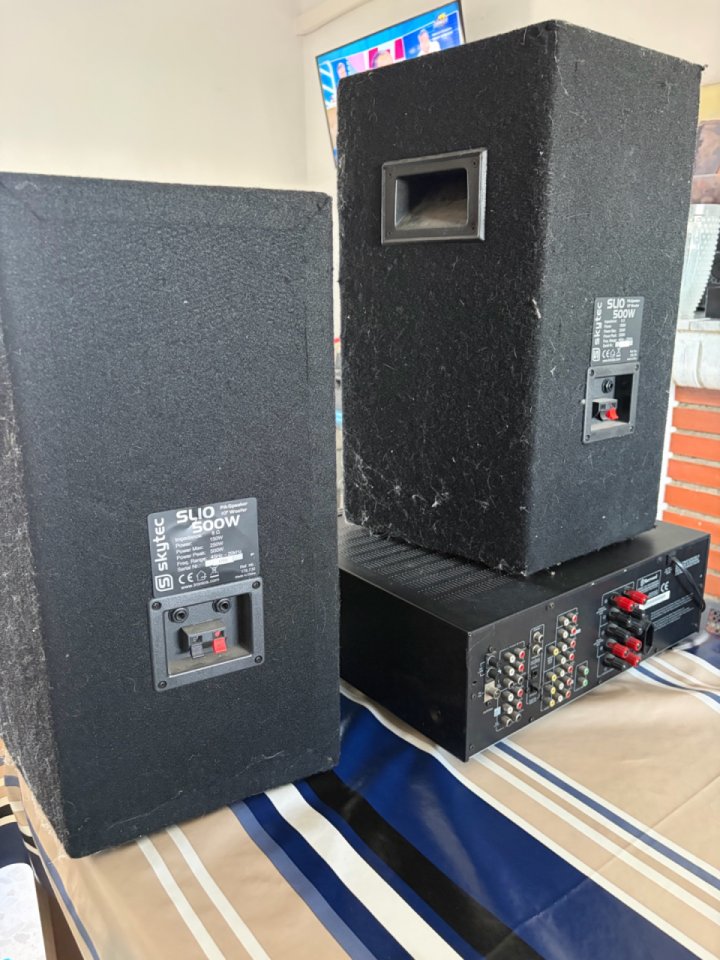 Altavoces Skytec Slio 500w de segunda mano · Foto 1 de 3 · Córdoba · 100 €