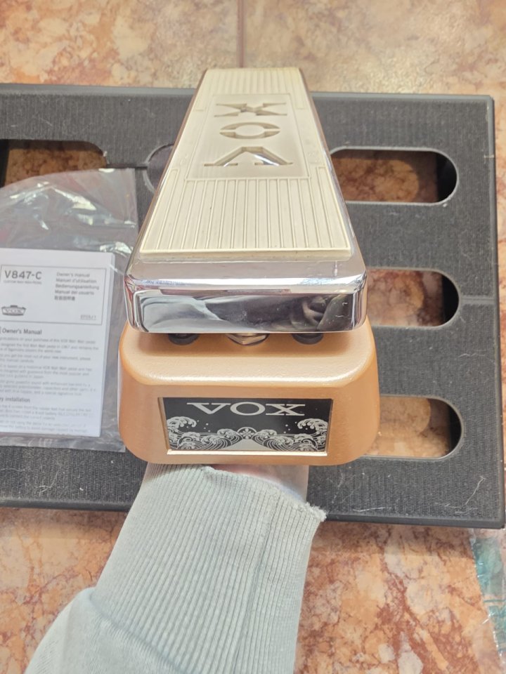 Pedal Wah Vox V847-C japan (envío incluido) de segunda mano · Foto 2 de 7 · Cantabria · 200 €