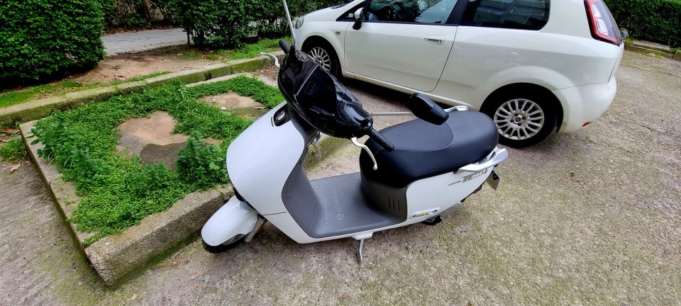 Keeway Blueshark R80 de segunda mano · Foto 2 de 4 · Madrid · 1500 €