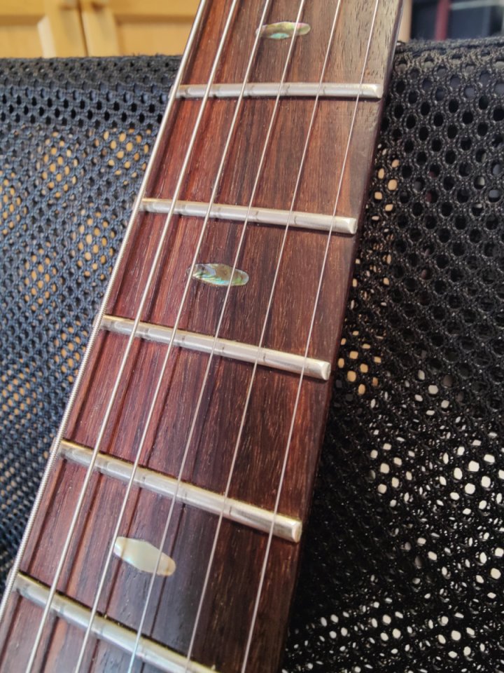 Yamaha RGX821D con Schaller y EMG