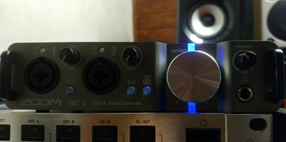 Interface Zoom UAC-2 USB3. Precio de derribo. de segunda mano · Foto 2 de 3 · Castellón · 60 €