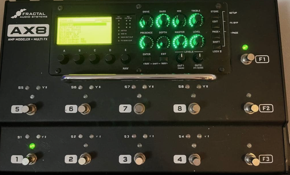 Fractal Audio AX8 de segunda mano · Navarra · 600 €