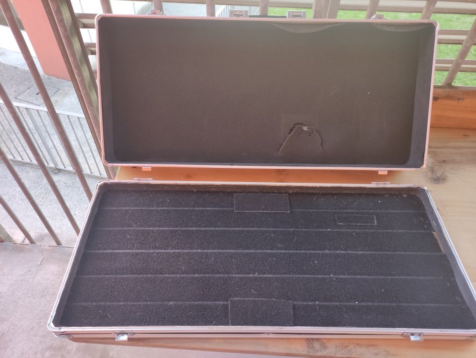 Maleta para pedales STAGG UPC-688 con velcro de segunda mano · Foto 1 de 10 · Bizkaia · 25 €