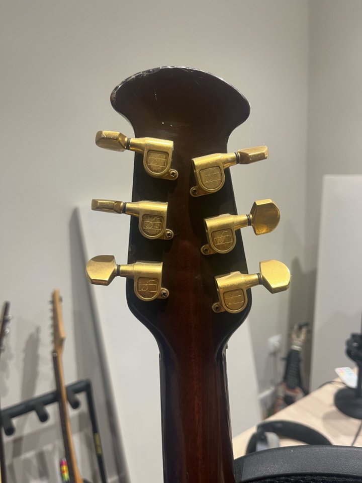 Ovation UK II (USA 70/80’s) de segunda mano · Foto 2 de 5 · Madrid · 1800 €