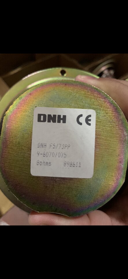 Altavoz todo rango Altec Lansing , 72 unidades nuevas disponibles