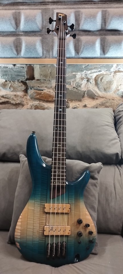 Bajo Ibanez Premium SR4CMLTD-CIL