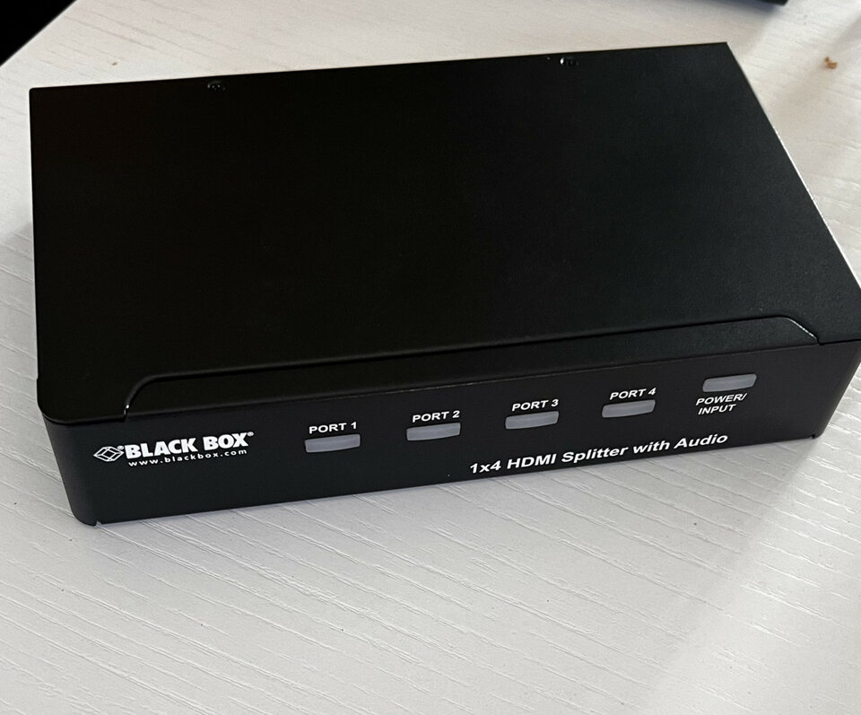 Distribuidor Hdmi BlackBox 1x4 con audio