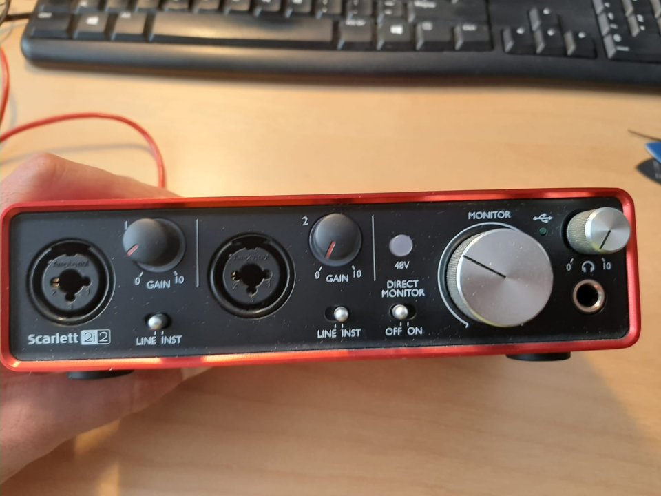 Focusrite Scarlett 2i2 2da gen