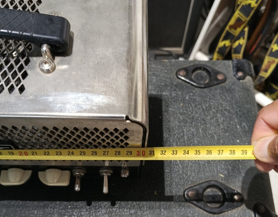 VENDO o Cambio VOX nightrain 15 w de segunda mano · Foto 6 de 8 · Cádiz · 300 €