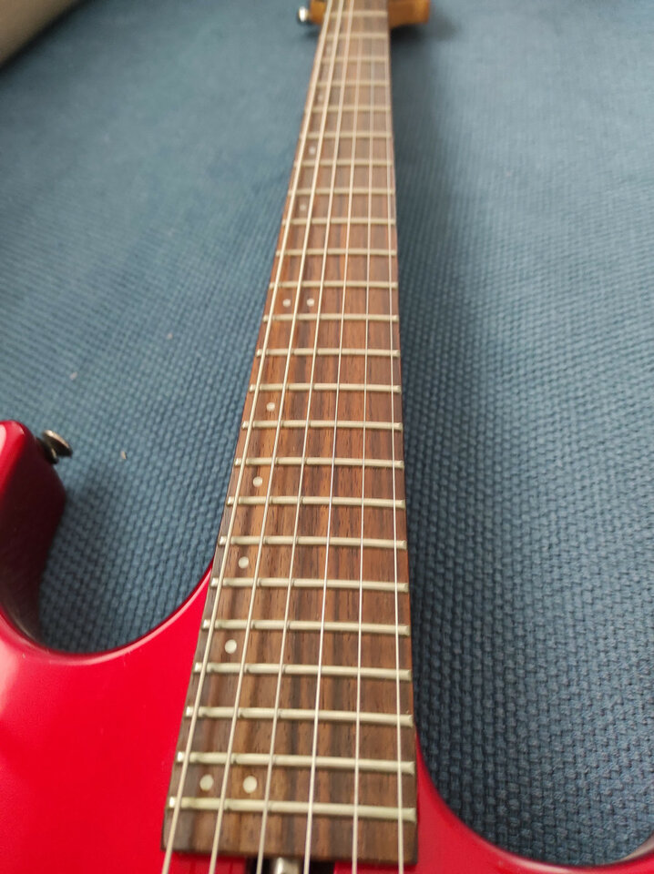 Washburn X-series Metallic Red