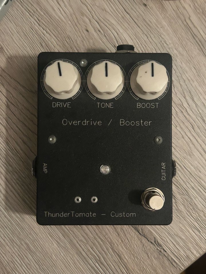 Thundertomate Overdrive/Booster Custom de segunda mano · Foto 1 de 3 · Asturias · 180 €