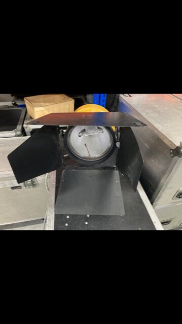 Focos Ianiro Varibeam amarillos 2000w