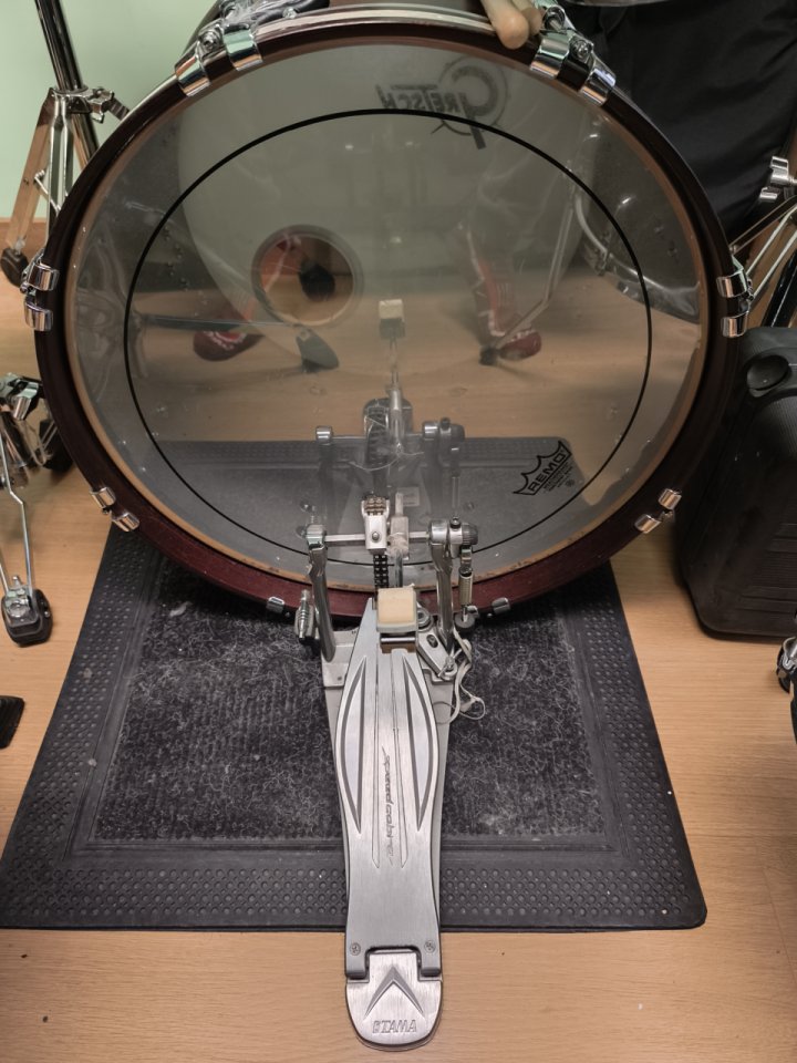 Batería completa Gretsch con caja Caja Craviotto fundas, platos y trono