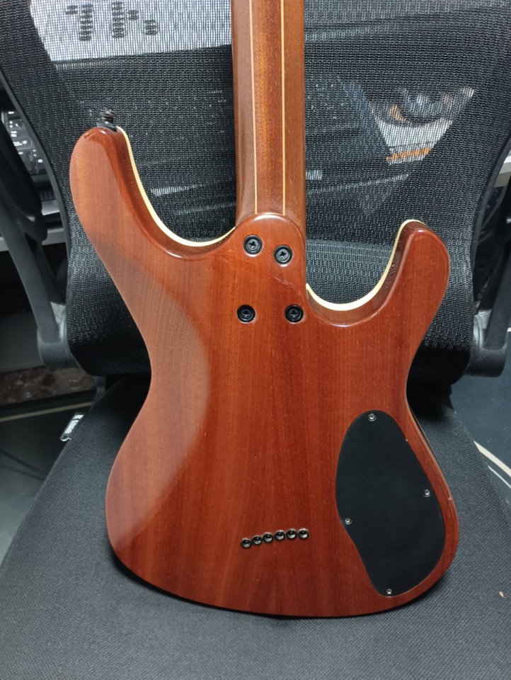 Mayones setius ZURDOS B&B pickups de segunda mano · Foto 3 de 3 · Zaragoza · 1700 €
