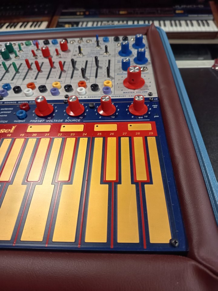 Buchla Music Easel 50th Anniversary Edition de segunda mano · Foto 6 de 10 · Barcelona · 7800 €